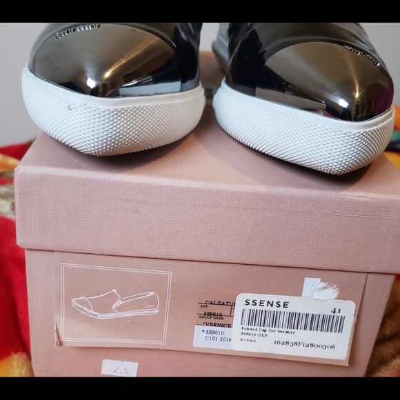 Metallic pointed toe flats - Picture 3 of 8